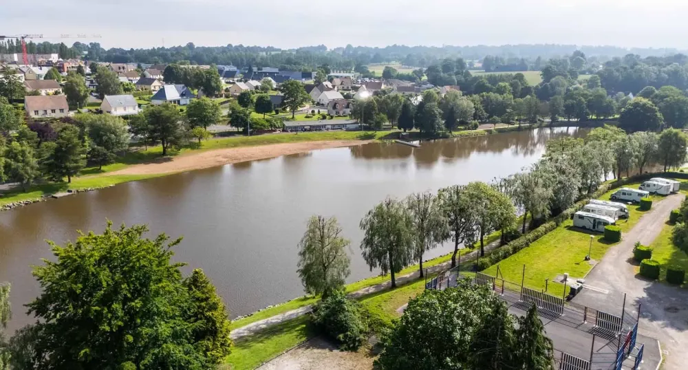 Activités loisirs au bord de l’eau à La Ferrière-aux-Étangs